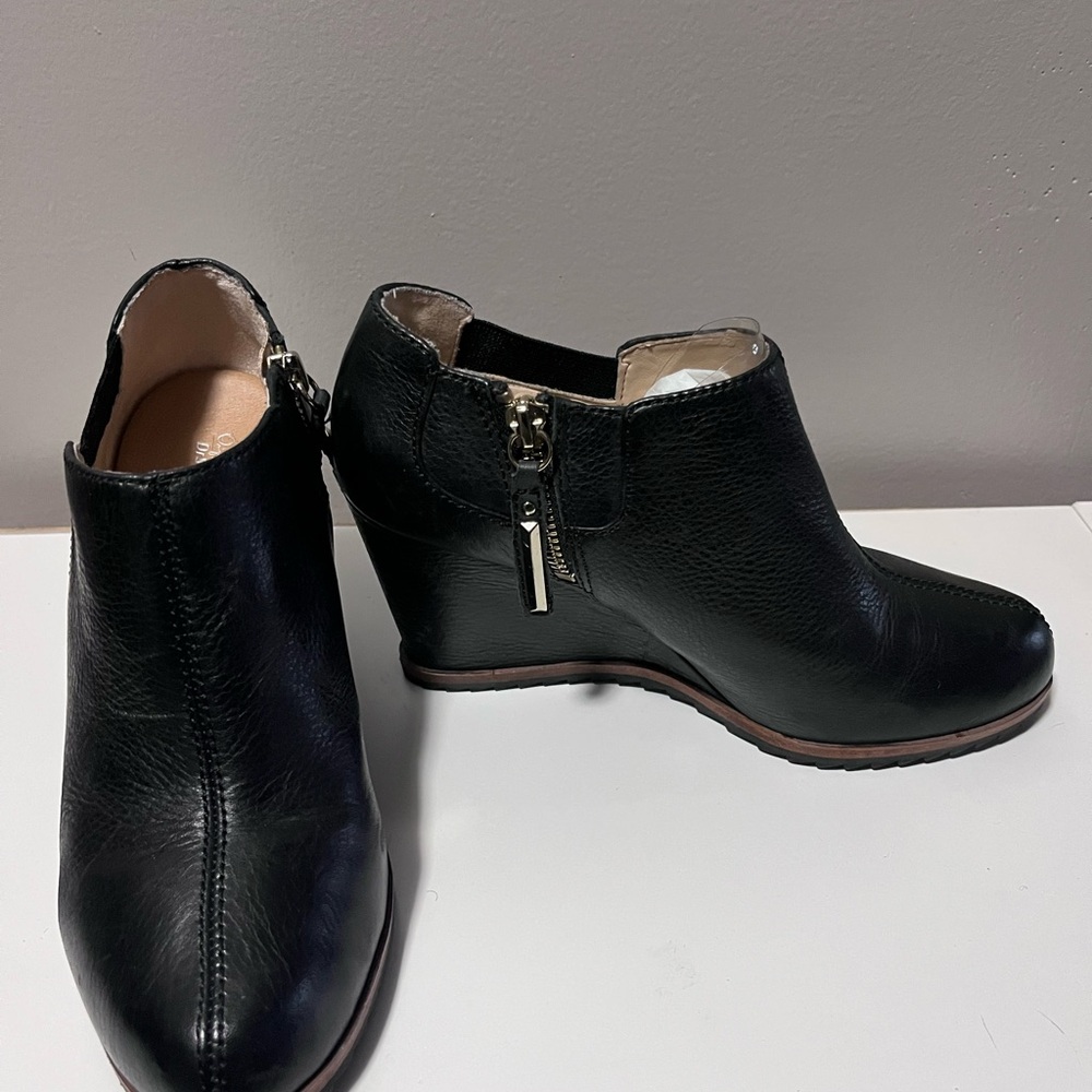 Dr. Scholls Black Leather Wedge Ankle Boots